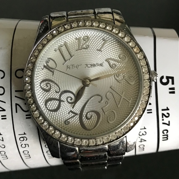 Betsey Johnson Silver-tone Women’s Watch - Picture 1 of 16